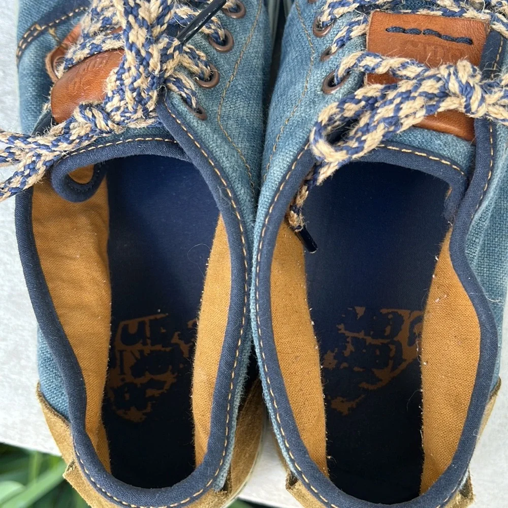 Men's Casual Blue Canvas Yasuragi Low-Top Sneakers (RARE)